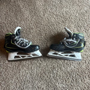 Bauer GSX Hockey Goalie Skates Size 5.5 (Used)