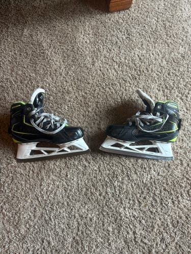 Bauer GSX Hockey Goalie Skates Size 5.5 (Used)