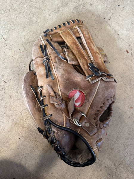 Louisville Slugger TPX LH Baseball Glove 12" (Used)