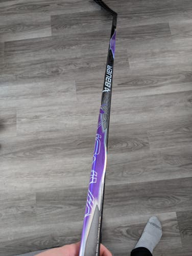 Custom Bauer Vapor FlyLite Left Stick P28 77Flex (New)