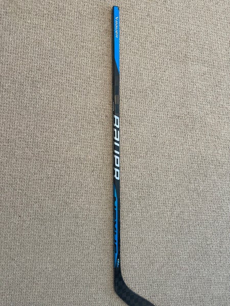 Intermediate Bauer Right Handed Hockey Stick P28 (Used)