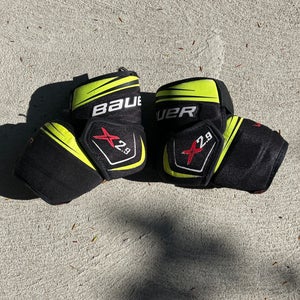 Medium Junior Bauer Vapor X2.9 Elbow Pads (Used)