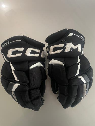 CCM FT6 Pro Gloves 13" Black (Used)