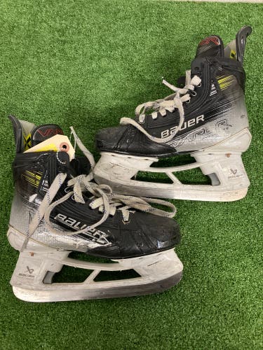 Bauer Vapor Hyperlite 2 - Intermediate
