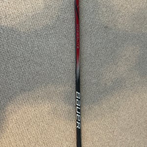 Intermediate Bauer Vapor Hyperlite 2 Left Hand Hockey Stick P28 (Used)