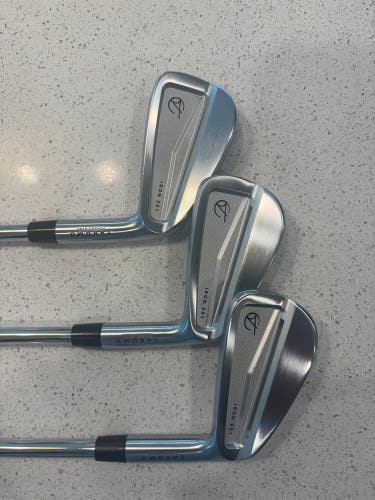 2025 Right Handed Iron Set Extra Stiff Flex 4 Pieces Steel Shaft (Used)