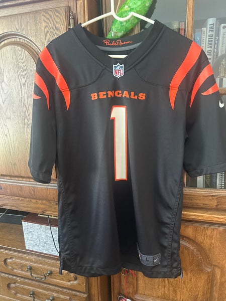 Black Large Men's Nike Jersey (Used)