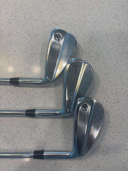 101 Right Handed Iron Set Extra Stiff Flex (Used)