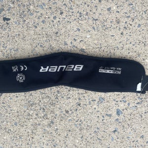 Senior Bauer (Used) neck guard *NEVER WORN*