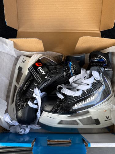 2025 Bauer Vapor Flylite Hockey Skates Regular Width Size 2 (New)