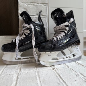 Bauer Supreme Mach Hockey Skates Regular Width 6 (Used)