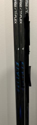 Senior Bauer Vapor FlyLite Left Hand Hockey Stick P92 77 Flex (New)