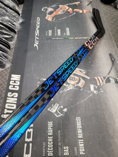 2 PACK | P28 | 80 Flex NEW! Senior CCM Jetspeed FT7 Pro Left Hand Hockey Stick P28 Pro Stock (New)
