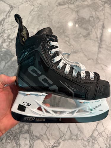 2025 CCM Tacks XF Pro Hockey Skates Regular Width Size 1.5 (Used)