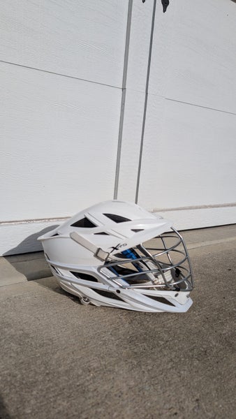 White Cascade XRS Helmet + FREE lacrosse ball (Used)