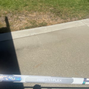 Senior Bauer Proto-R Right Handed Hockey Stick P88 (New)