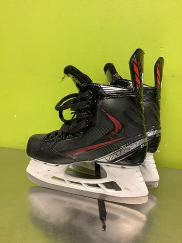 Used Bauer VAPOR X2.6 Junior Hockey Skate Junior 03 11686-S000045221