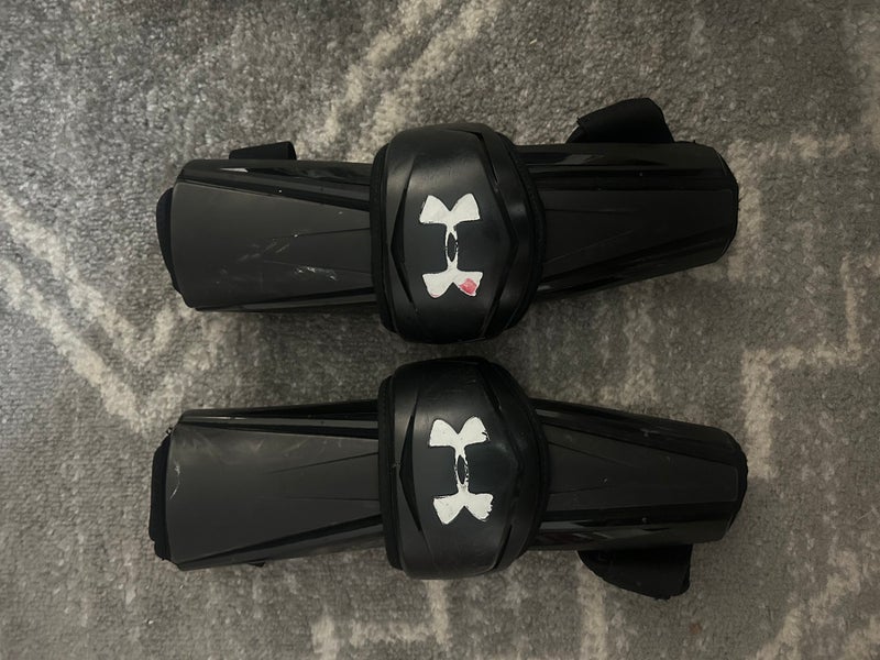 Medium Adult Under Armour Revenant Arm Pads (Used)