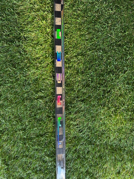Colorado Avalanche Brock Nelson game used - Bauer Nexus Tracer Left Hand Hockey Stick flex 95