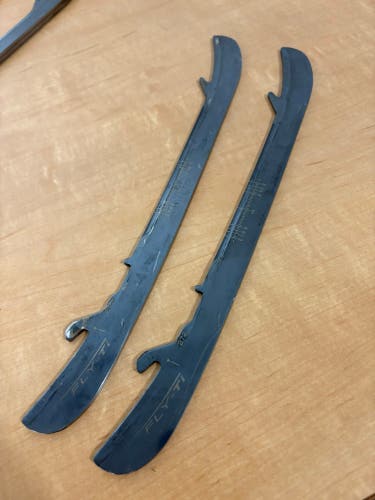Bauer Fly-Ti 272 mm (Used)