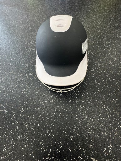 Used RIP-IT HELMET Batting Helmet w/Mask Black And White SM 11849-S000030976