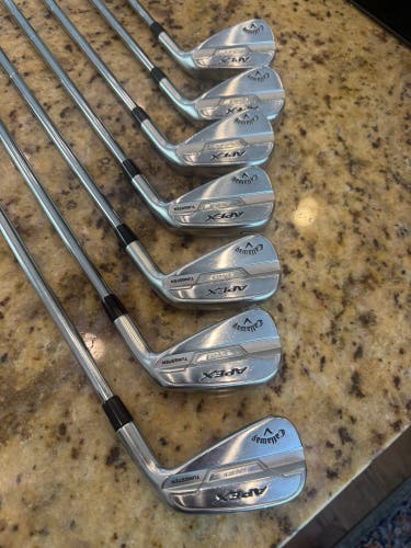 Men's 2021 Callaway Apex pro 21 Right Handed Iron Set Stiff Flex Steel Shaft S400 (Used)
