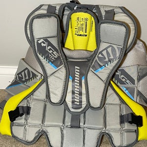 Small / Medium Warrior Ritual G5 Goalie Chest Protector (Used)