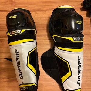 Senior Bauer Ignite Pro 14" Shin Pads (New)
