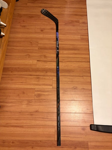 Senior True Hzrdus 9x4 Left Hand Hockey Stick P28 (Used)
