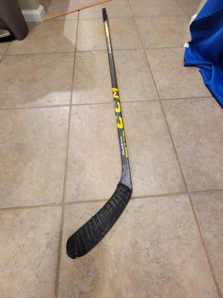 Senior CCM Tacks 2052 Right Handed Hockey Stick (Used)