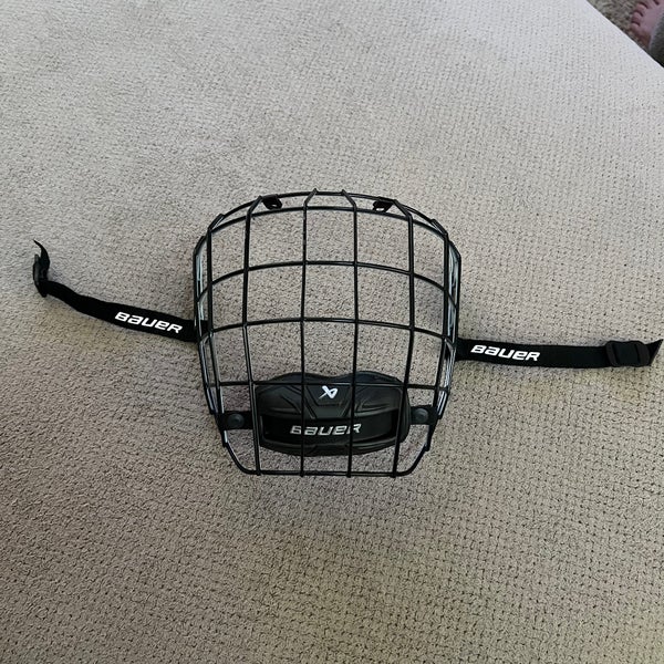 Large Bauer True Vision Full Cage (Used)