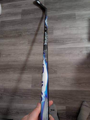 Bauer Vapor FlyLite Left 77Flex P28 (New)