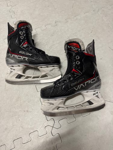 Bauer Vapor Shift Pro (SMU) Hockey Skates Regular Width Size 1.5 (Used)