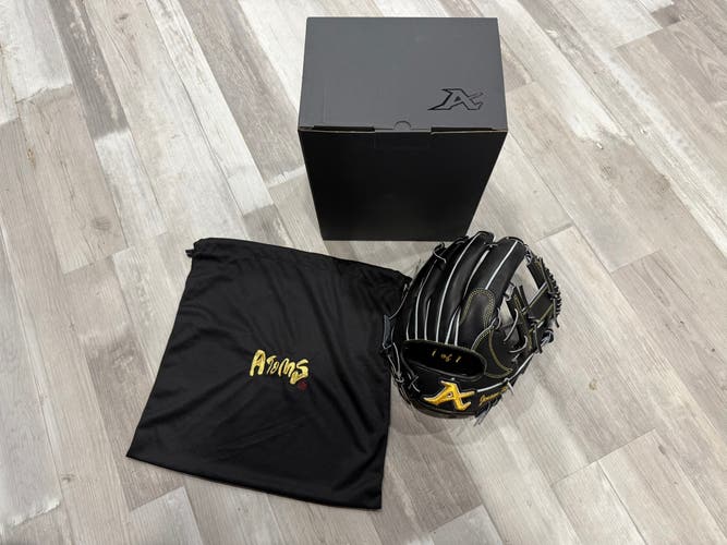 Custom Atoms Japan Baseball Glove