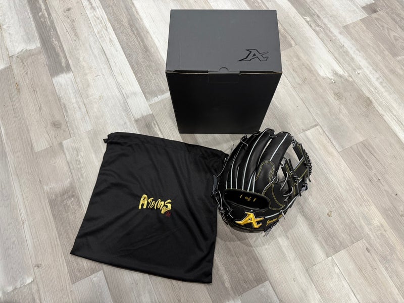 Custom Atoms Japan Baseball Glove
