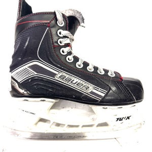 Used Bauer X400 Junior Hockey Skate Junior 03 11860-S000296645
