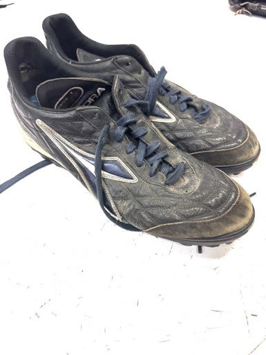 Used Diadora Soccer Turf Shoes Black Youth 08.5 11860-C000296628