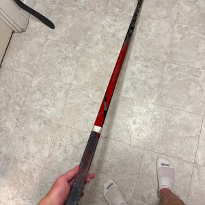 Senior Bauer Vapor Hyperlite 2 Left Hand Hockey Stick P92M (Used)
