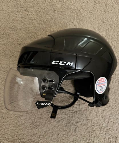 CCM Half-shield Hockey Helmet (Senior, Medium)