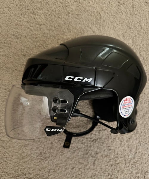 CCM Half-shield Hockey Helmet (Senior, Medium)