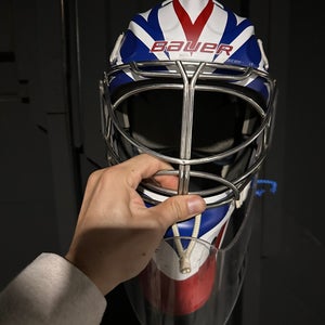 Senior Bauer NME 5 Goalie Mask (Used)