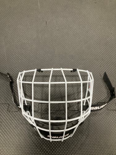 Medium Bauer Profile II Facemask Full Cage (Used)