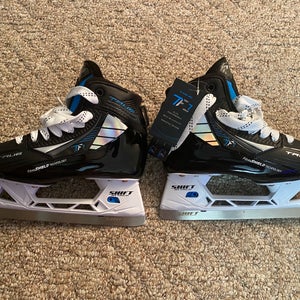 True TF7 Goalie Skates Regular Width Size 3.5 (New)