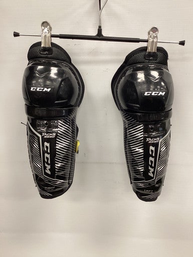 Used CCM TACKS 9550 Youth Shin Guards Black 8" 11851-S000036857
