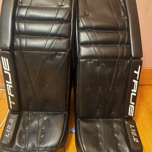 33" 2021 True L12.2 Goalie Leg Pads (Used)