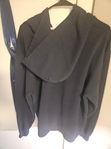 Blue Adult Unisex Medium Reebok Sweatshirt (Used)