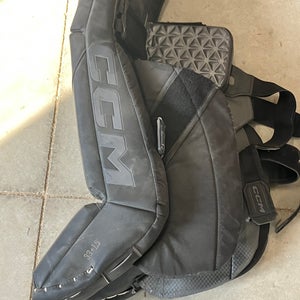 2024 CCM  (Used) Eflex 6.9 Goalie Leg Pads