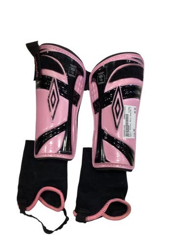 Used Umbro Soccer Shin Guards Junior Pink MD 11884-S000051425