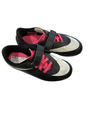 Used Nike Soccer Cleats Black Youth 13.5 11884-S000051422