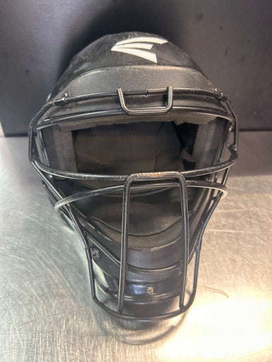 Used Easton QWIK-FIT Catchers Helmet w/Mask Black SM 11868-S000063842